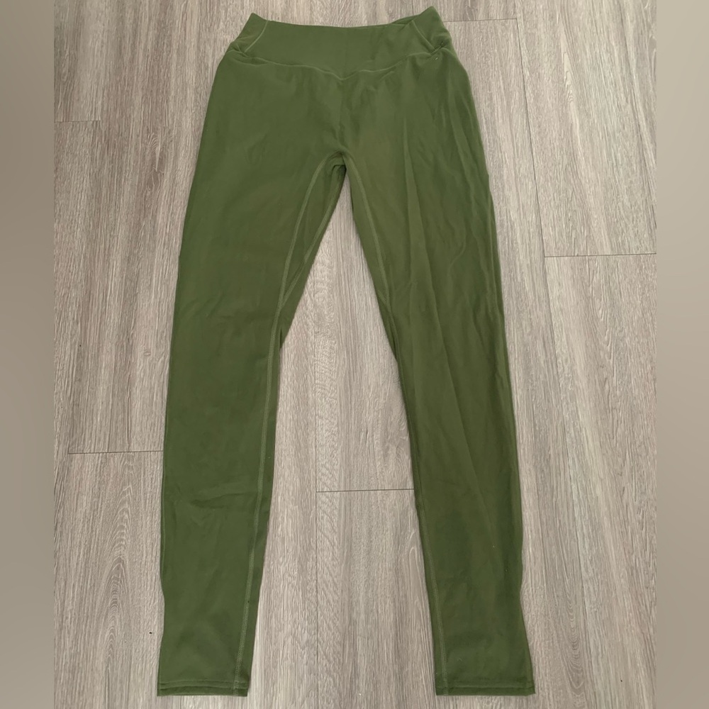 Alphalete (large) buttery soft material| never worn